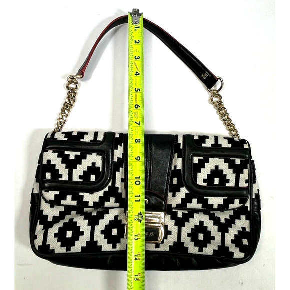 L.A.M.B Gwen Stefani Black White Chain Shoulder Clutch Bag Edinburgh McGregor - Picture 10 of 16